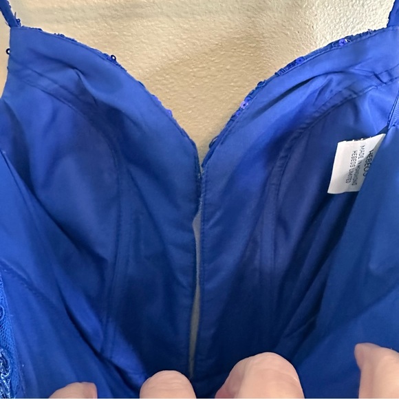 Hebeos Blue Sequined Spaghetti Strap Sweetheart Prom Gown Side Slit Size 2 - Picture 10 of 16